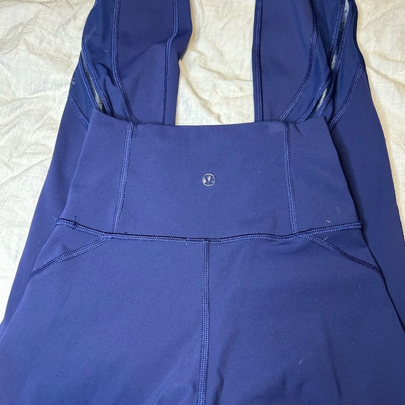 Lululemon tech mesh size 2 - Picture 3 of 5